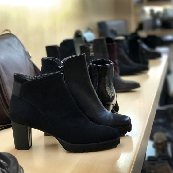 Abgeschlossen Konkurs Liquidation Capriccio Schuhe GmbH, Zürich